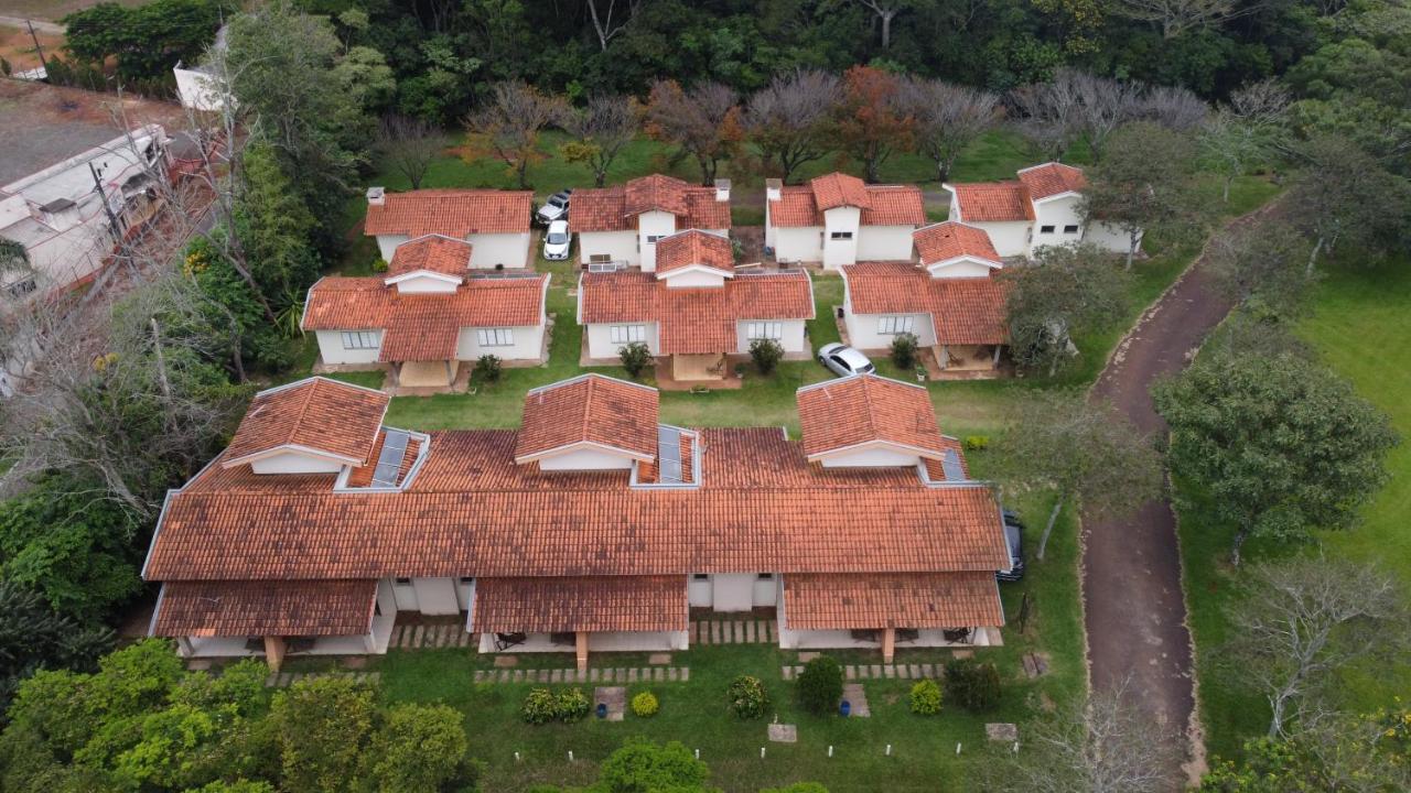 Hotel Lago das Pedras Apucarana Exterior foto